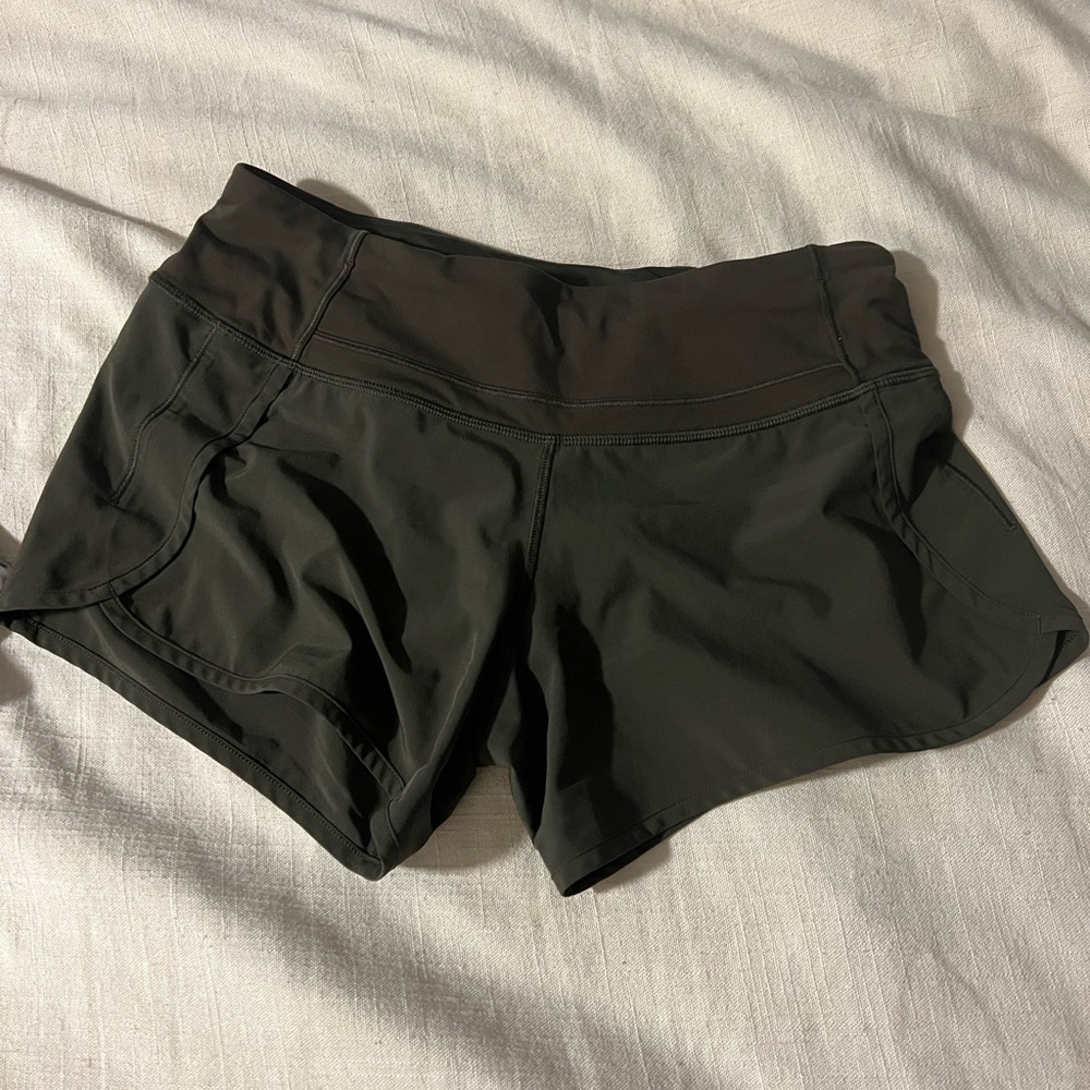 Lululemon on the run Shorts Sz 4